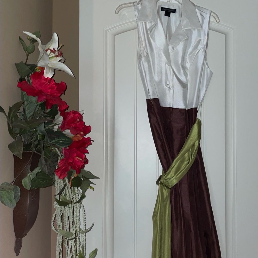 Women’s casual dress size 14